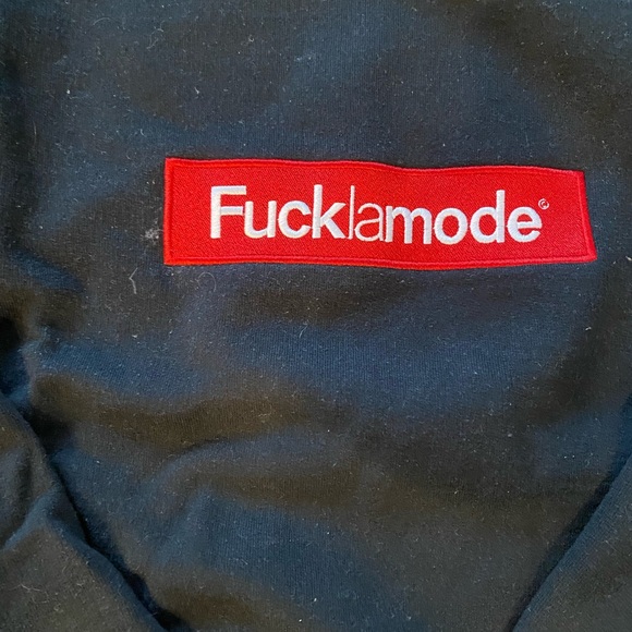 Trendy Black Hoodie - Oclan - Picture 2 of 2